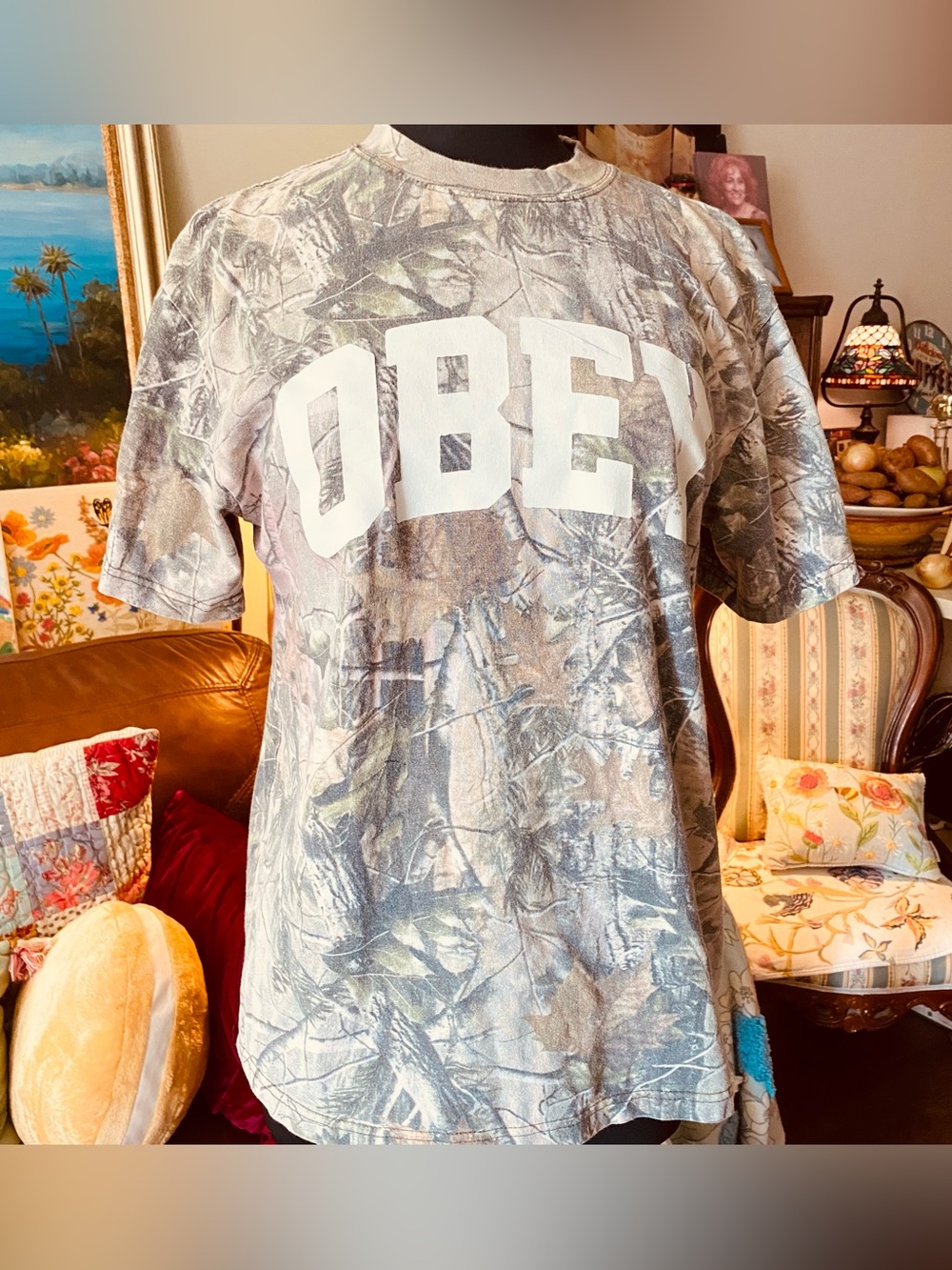 Distressed OBEY Cotton T shirt
